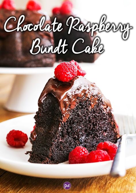 Chocolate Raspberry Bundt Cake Recipe, Easy Chocolate Bundt Cake Recipes, Chocolate Raspberry Cake Easy, Chocolate Raspberry Dessert Easy, Chocolate Raspberry Dessert Recipes, Chocolate Raspberry Dessert, Rasberry Recipes, Chocolate Raspberry Bundt Cake, Raspberry Bundt Cake