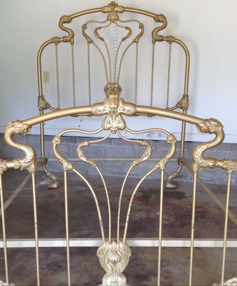 Art Nouveau Room Interior Design, Art Nouveau Headboard, Art Neuvo Bedroom, Art Nouveau Furniture Antiques, Art Nouveau Inspired Interior, Art Nouveau Bed Frame, Art Nouveau Nightstand, Art Nouveau Shelves, Minimalist Art Nouveau