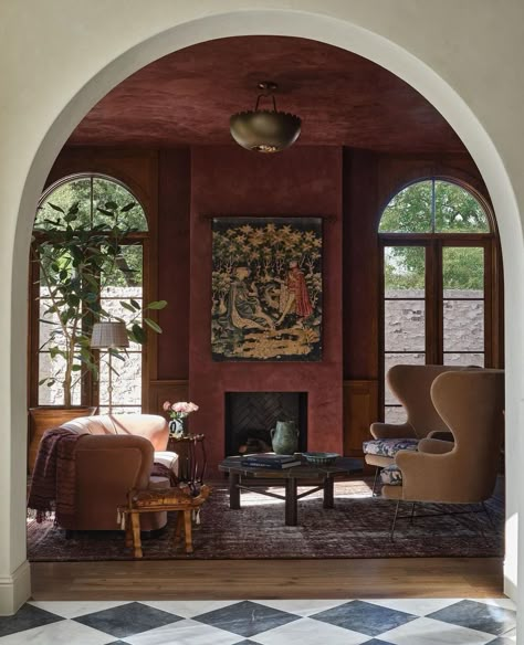 Moody Living Rooms, Spanish Modern, Inspiring Interiors, Dream House Interior, Colonial House, Humble Abode, Living Room Inspo, Dream House Decor, Architectural Digest