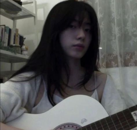 Discord Server, Writers, Guitar, Wattpad, Hair