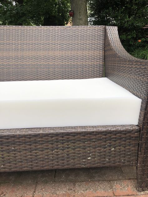 Outdoor Chair Cushions Diy, Diy Patio Furniture Cushions, Diy Patio Cushions, Diy Couch Cushions, Seat Cushions Diy, Outdoor Couch Cushions, Diy Chair Cushions, Patio Cushion Covers, Outdoor Sofa Cushions