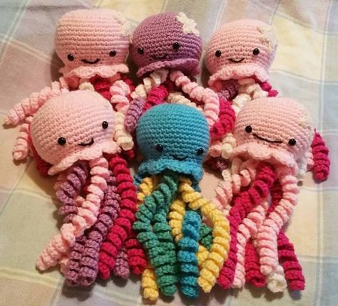 Crochet Jellyfish Free Pattern, Octopus Crochet Pattern Free, Crocheted Octopus, Crochet Jellyfish, Octopus Crochet Pattern, Crocheted Jellyfish, Crocheted Toys, Crochet Octopus, Crochet Baby Toys