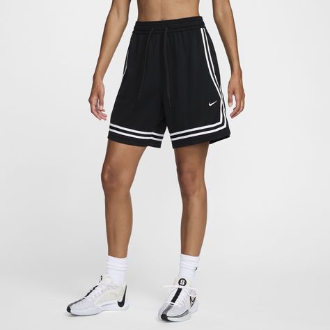 Wider through the legs and hips, these lightweight, sweat-wicking Crossover shorts help you move freely up and down the court. An adjustable waistband lets you dial in the perfect fit. Nike Basket Ball Shorts, Nike Fly Shorts, Crossover Shorts, Bday List, Nike Basketball Shorts, Clothes Wishlist, Women Nike, Nike Basketball, Adjustable Waistband