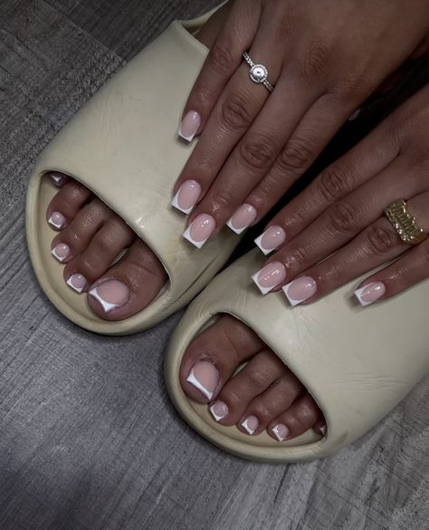 Gel Toe Nails, Acrylic Toe Nails, Girly Acrylic Nails, French Tip Acrylic Nails, Work Nails, Short Square Acrylic Nails, Acrylic Nails Coffin Pink, Tip Nails, Unique Acrylic Nails