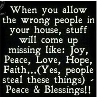 Never let anyone steal your joy. Your time on earth is too short. If you are happy with yourself, your life and the ones around you and they are happy with you...nothing else matters. Fight for what you believe in, Be Real, Slam your door on the negative AND Live freely! Wrong People, Evil People, The Message, E Card, People Quotes, House Stuff, The Words, Great Quotes, Inspire Me