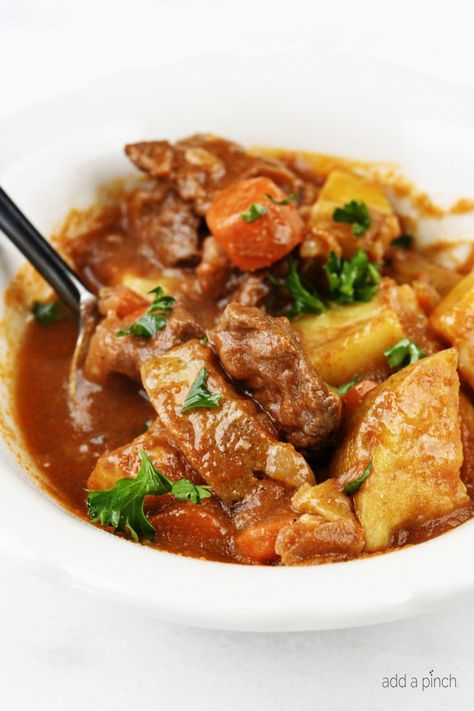 The Best Instant Pot Beef Stew Recipe - Mouthwatering beef stew made with tender chunks of beef, delicious vegetables and a hearty broth makes a favorite Instant Pot recipe! // addapinch.com via @addapinch #instantpot #beefstew #addapinch Beef Stew Recipes, House Seasoning, Instant Pot Beef Stew Recipe, Instant Pot Beef Stew, Best Crockpot Recipes, Beef Stew Crockpot, Instant Pot Recipe, Classic French Dishes, Beef Roast