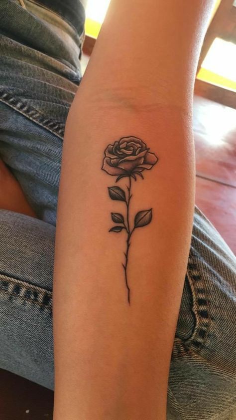 Medium Tattoos, Girl Shoulder Tattoos, Basic Tattoos, Medium Heels, Small Girly Tattoos, Rose Tattoos For Women, Cute Hand Tattoos, Wicked Tattoos, Heels Summer