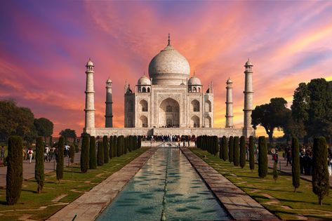 The Taj Mahal—one of the seven world wonders—is widely considered to be one of the greatest architectural masterpieces in the world. Agra Fort, Taj Mahal India, Mughal Architecture, The Taj Mahal, Famous Buildings, India Tour, Historical Monuments, Seven Wonders, Pamplona