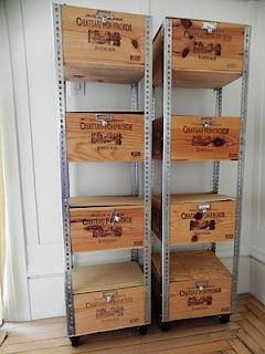 Casa di Aria: DIY 1-2-3: How to Create an Affordable, Industrial Wine Crate Shelf Wine Box Shelves, Wine Crate Shelf, Wooden Wine Crates, Crate End Tables, Wood Pallet Recycling, Crate Diy, Vintage Crate, Wooden Wine Boxes, Crate Shelves