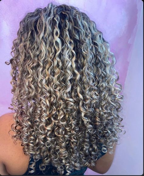 Highlight Colors For Curly Hair, Silver Highlights On Brown Curly Hair, Heavy Blonde Highlights On Curly Brown Hair, Icy Blonde Highlights On Dark Curly Hair, Curly Hair Colors Ideas Highlights, Black Hair With Platinum Highlights Curly Hair, Full Highlight Curly Hair, Blonde Highlights On Mixed Curly Hair, Blonde Highlights On Dark Brown Hair Curly