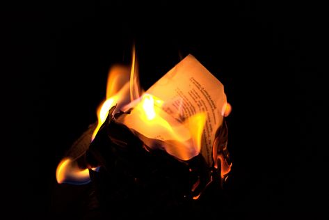 Fire, burning notes, light in the darkness, forgetting memories. Burning Letters Aesthetic, Burning Letters, Blood Hunter, Grey Warden, Light In The Darkness, Fahrenheit 451, Fire Painting, Crumpled Paper, Fire Burning