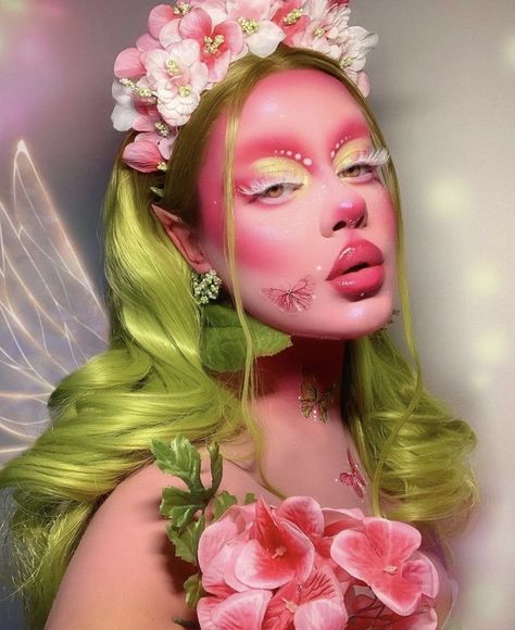 Garden Makeup Look, Blurry Filter, Face Makeup Art, Fairy Face, Photo Garden, Makeup Creative, Drag Make-up, Face Art Makeup, Halloween Makeup Inspiration