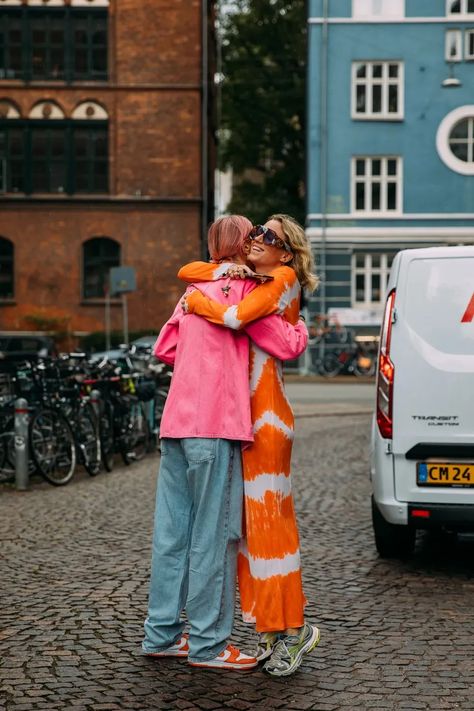 Street Style Copenhagen 2023, Danish Fashion Copenhagen Street Style, Danish Street Style, Street Style 2022, Copenhagen Fashion Week Street Style, Copenhagen Street Style, Danish Fashion, Sneakers Street Style, Copenhagen Fashion