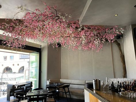 Retail Decor, Artificial Cherry Blossom Tree, Tree Interior, Tree Restaurant, Indoor Tree, Cherry Blossom Trees, Indoor Trees, Silk Tree, Vertical Gardens