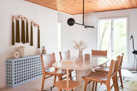 Warm Dining Room, Neutral Dining Room, Sarah Sherman, Sarah Sherman Samuel, Domino Magazine, Vintage Dining Table, Futuristic Furniture, Dining Room Wall Decor, Leather Dining Chairs