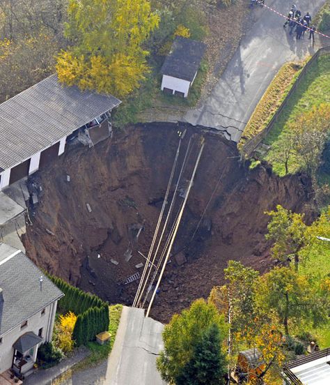 Germany In November, Engineering Geology, Sink Hole, Wild Weather, Car Hanging, Aerial Photo, Swallows, Weird Pictures, Natural Phenomena