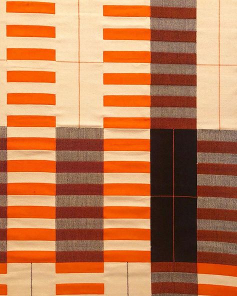 Annie Albers Textile, Annie Albers, Bauhaus Textiles, Sophie Taeuber, Anni Albers, Textile Inspiration, Month Of October, Year 2, Color Inspo