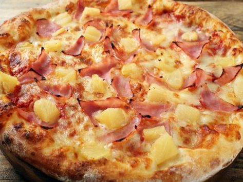 Pizza Sides, Grocery Store Items, Best Chips, Pineapple Pizza, Best Cookies Ever, Pizza Flavors, Pizza Ingredients, Perfect Pizza, Chapati