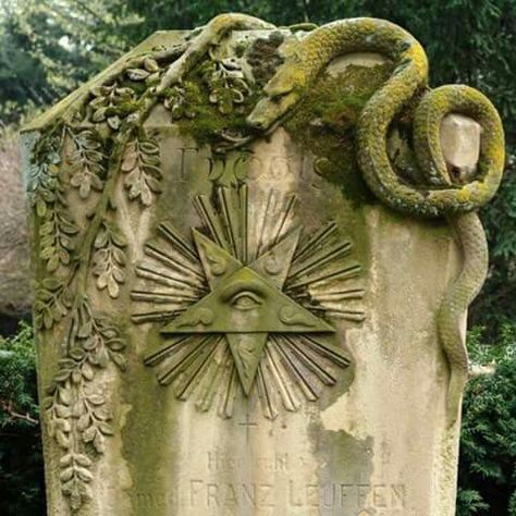 The grave of Dr. Franz Leuffen, a Freemason & author of a book concerning post-mortem examinations, written in the 1860s. He died in 1900. Cemetery Statues, Cemetery Headstones, Old Cemeteries, Cemetery Art, Ancient Origins, Magnum Opus, Ancient Tree, Post Mortem, Grave Marker