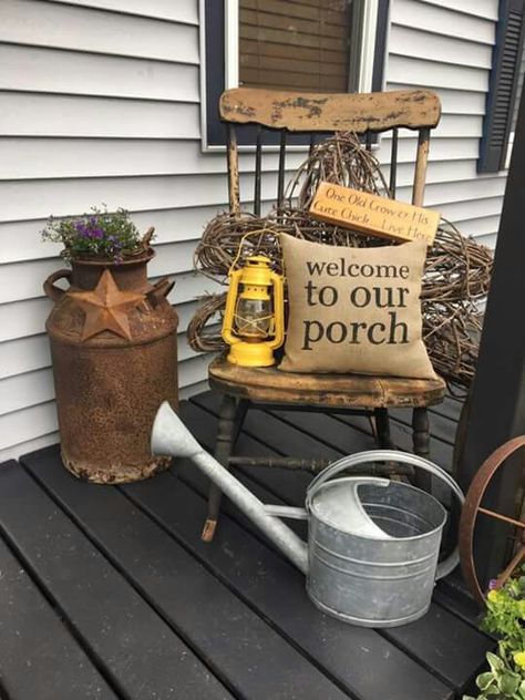 Antique Chair Decor, Primitive Outdoor Decorating, How To Decorate A Dresser, Deck Styling, Small Porch Decorating, Dream Porch, Backyard Ducks, Small Porch, Front Stoop