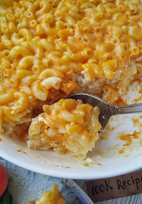 Trisha Yearwood’s Slow Cooker Mac and Cheese Trisha Yearwood Mac And Cheese, Mac And Cheese Crockpot, Tricia Yearwood Recipes, Crockpot Mac And Cheese Recipe, Mac N Cheese Crockpot, Slow Cooker Mac And Cheese, Crockpot Mac N Cheese Recipe, Meal List, Trisha Yearwood Recipes