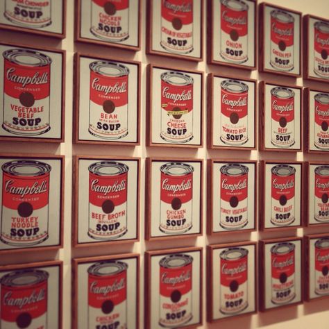 New York - MOMA Craft For Classroom, What Is Pop Art, Scotch Broth Soup, Sustainable Food Packaging, Tomato Rice Soup, Andy Warhol Prints, Billy Name, Green Pea Soup, Andy Warhol Marilyn