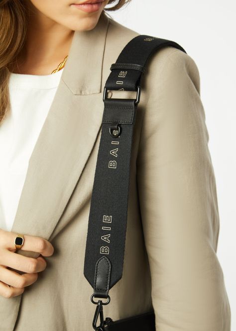 Let’s just say you’ll be looking for reasons to leave the house with the BAIE Strap. With its smooth Nappa leather details and edgy design, this long adjustable strap goes with just about everything, giving your everyday diaper bag a whole new look and feel.