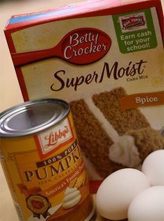 Easy Pumpkin Muffin, Pumpkin Cake Mix Muffins, Pumpkin Cake Mix, Spice Cake Mix And Pumpkin, Cake Mix Muffins, Pumpkin Muffins Easy, Spice Cake Recipes, Torte Cupcake, Pumpkin Spice Cake