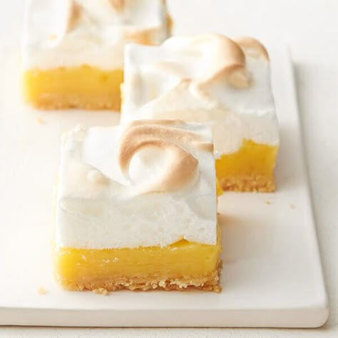 Lemon Meringue Pie Bars, Lemon Meringue Bars, Meringue Bars, Mini Lemon Meringue Pies, Pie Squares, Lemon Meringue Pie Easy, Best Lemon Meringue Pie, Popular Pies, Lemon Meringue Cheesecake