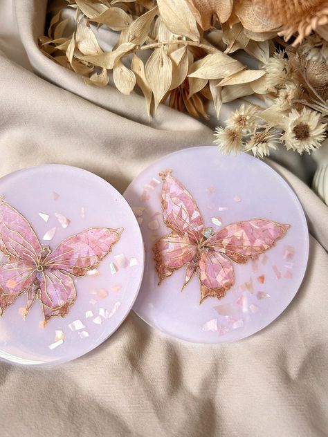 Makeup Brushes Guide, Wedding Coasters, Perfect Couple, Pink Butterfly, Anniversary Gift For Her, Birthday Presents, New Home Gifts, Couple Gifts, Resin Art