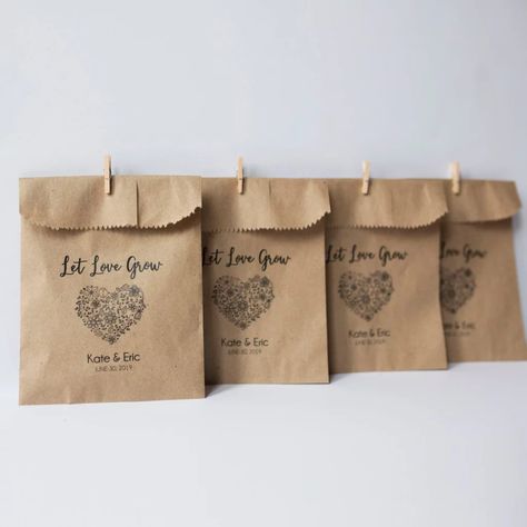 Bird Seed Wedding Favors, Candy Easter Basket, Seed Favors, Let Love Grow, Seed Wedding Favors, Clothespin Bag, Elegant Wedding Favors, Kraft Bag, Wedding Shower Favors