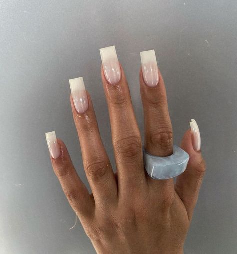 ∨∧ STUDIO VALZA (@studio_valzaa) posted on Instagram: “@_leonanails” • Jun 4, 2022 at 8:35pm UTC Milky Nails, Neutral Nails, Square Nails, Nude Nails, Nails Nails, Swag Nails, Stylish Nails, Nails Inspiration, Acrylic Nails