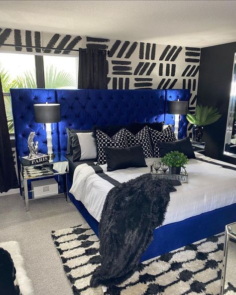 Decor Inspiration By Ty on Instagram: “Follow @mrstylovesdecor for glam decor ideas and inspo💙 • Happy Sunday! This room was love at first sight! Something about black and white…” Blue Black And White Bedroom Ideas, Black And Blue Master Bedrooms Decor, Royal Blue And White Bedroom Ideas, Blue Black Bedroom Ideas, Black Blue White Bedroom, Black Blue And White Bedroom, Royal Blue And Black Room Ideas, Black And Blue Room Ideas Bedrooms, Blue And Black Apartment Decor