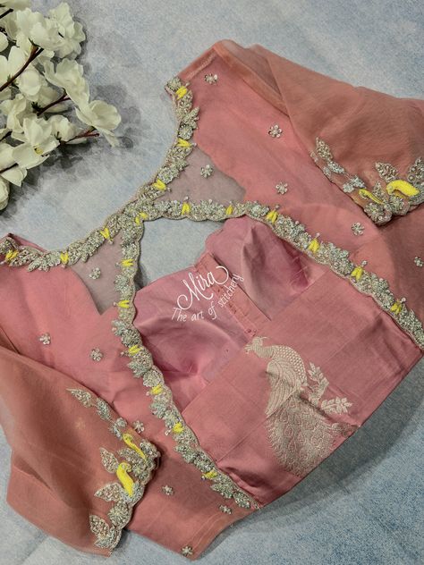 Lavender Saree, Floral Blouse Designs, Maggam Blouses, Blue Blouse Designs, Lilac Blouse, Boutique Blouse, Blouse Designs High Neck, Latest Bridal Blouse Designs, Aari Blouse