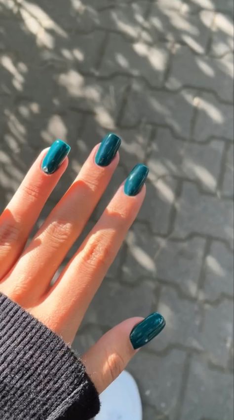 Dark Teal Green Nails, Fall Teal Nails, Dark Turquoise Nails, Dark Teal Nails, Green Fall Nails, Teal Acrylic Nails, Square Gel Nails, Teal Nails, Turquoise Nails