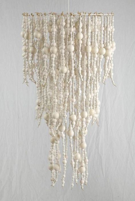 Canva Presentation, Diy Luminaire, Fabric Chandelier, Bead Chandelier, Seashell Wedding, Wood Bead Chandelier, Beaded Lamps, Diy Light Fixtures, Diy Lampe