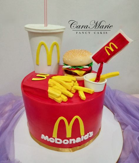 Mcdonald's themed cake Mc Donald Cake, Mcdonalds Cake, Birthday Cake Drink, Boys 18th Birthday Cake, Mcdonalds Birthday Party, Burger Cake, Red Birthday Cakes, Inside Cake, Candy Birthday Cakes