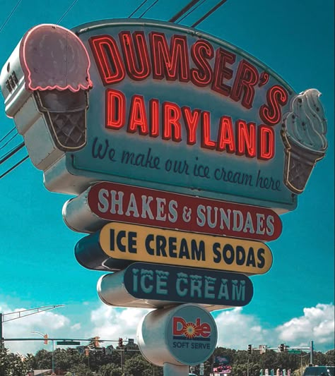 Classic Ice Cream Shop, Vintage Ice Cream Aesthetic, Malt Shop Aesthetic, Ice Cream Shop Aesthetic Vintage, Ice Cream Store Aesthetic, Ice Cream Parlor Aesthetic, Vintage Ice Cream Parlor Aesthetic, Ice Cream Truck Aesthetic, Old Ice Cream Shop