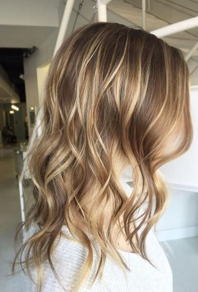 Light Brown Hair with Amber Blonde Highlights Tmavý Blond, Light Brunette, Blonde Balayage Highlights, Brunette Balayage, Brown Hair With Blonde Highlights, Dark Blonde Hair, Trendy Hair Color, Brown Blonde Hair, Brown Hair With Highlights