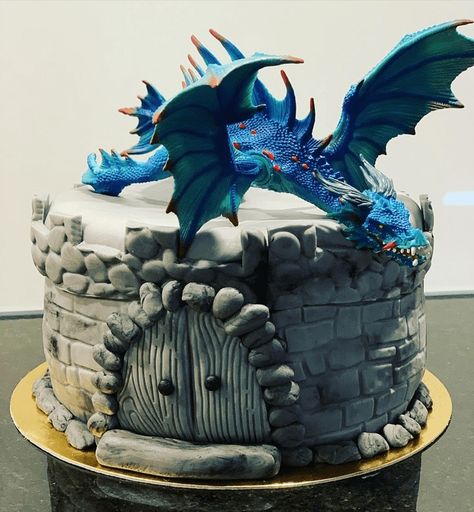 Dragon Birthday Cake Ideas Images (Pictures) Dragon Cake Design, River Dragon, Dragon Birthday Cakes, Mountain Cake, 7th Birthday Cakes, Dragon Cakes, Teen Cakes, Dragon Birthday Parties, Cake Pop Decorating