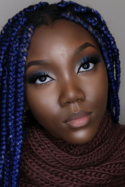 Simple Blue Makeup Looks Black Women, Blue Highlight Makeup, Blue Eyeshadow Looks Black Women, Blue And Silver Makeup Looks Black Women, Simple Blue Makeup Looks, Simple Blue Eye Makeup, Emo Eye Makeup, Blue Eyebrows, Indigo Eyes