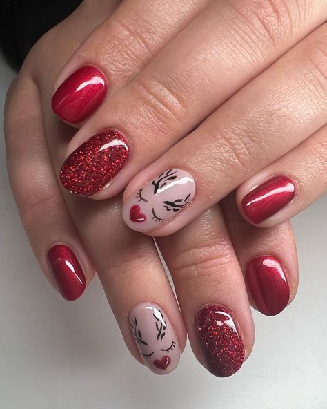 So cute! ❤️ @amyblythxo | Instagram Red Nails Glitter, Red Christmas Nails, Christmas Gel Nails, Cute Christmas Nails, Short Nail, Red Nail, Festival Nails, Short Nail Designs, Xmas Nails