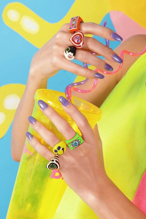 The 90s pieces we all needed. Colorful Jewelry Photoshoot, Gen Z Jewelry, Nails Moodboard, Candy Photoshoot, Chunky Accessories, Artsy Jewelry, Weird Jewelry, Jewelry Photoshoot, Malone Souliers