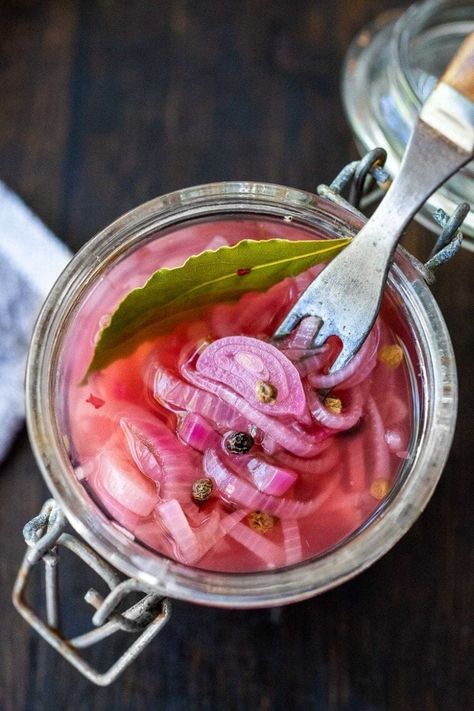 Quick and easy Pickled Shallots require only 10 minutes of hands-on time before going in the fridge to chill.  Use in sandwiches, wraps, salads, to add a bit of zippy brightness. #pickledshallots Shallot Recipes, Pickled Shallots, Sandwiches Wraps, Gut Healing Recipes, Tacos And Burritos, Pickled Onions, Pizza Toppings, Latest Recipe, Seasoning Recipes