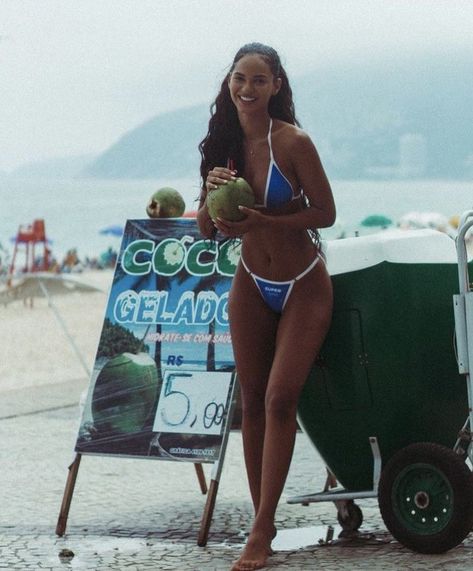 Tropical Latina Aesthetic, 90s Puerto Rican Aesthetic, Brazil Outfit Aesthetic, Sade Core, Canouan Island, Brazil Life, Latina Culture, Brazilian Summer, Black Cottagecore