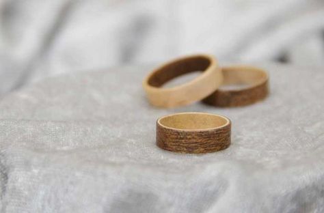 Wood veneer rings - materials are veneer and superglue; tools needed are craft knife and sandpaper Wooden Rings Diy, Wooden Rings Engagement, Rose Gold Morganite Ring, Bentwood Rings, Pink Morganite Engagement Ring, Craft Knife, How To Make Rings, Diy Rings, Morganite Engagement Ring