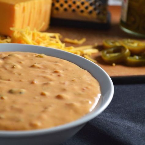 Cafe Rio Queso Cheddars Queso Dip Recipe, Cafe Rio Queso, Copycat Cafe Rio, Cafe Rio Recipes, Gluten Free Tortilla Chips, Cafe Rio, Queso Dip Recipes, Creamy Macaroni And Cheese, Queso Recipe