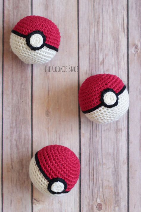 Pokéball Plushy - The Cookie Snob Pikachu Crochet Pattern, Pikachu Crochet, Pokemon Crochet Pattern, Crochet Pokemon, Pokemon Pattern, Crochet Keychain Pattern, Market Stall, Crochet Pattern Amigurumi, Fun Crochet Projects