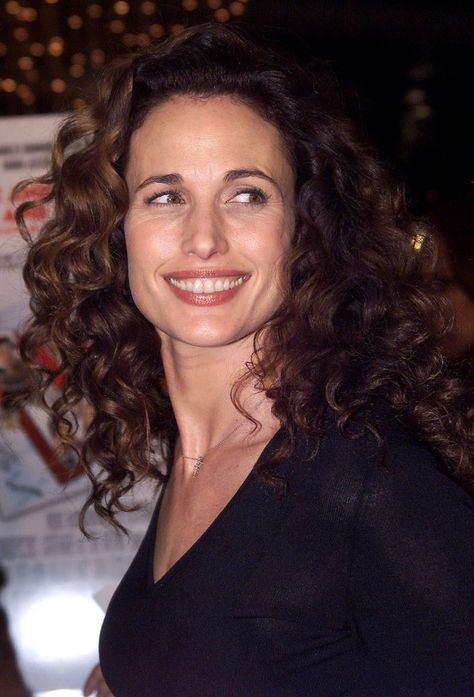 Red Satin Gown, Older Actresses, Andie Macdowell, Shape Magazine, Hollywood Actress, Eating Clean, Pretty Skin, Cindy Crawford, Satin Gown