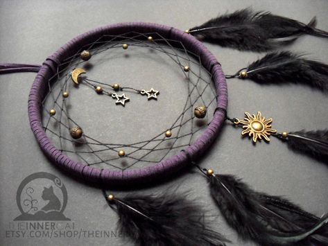 Goth Dream Catcher, Delilah Aesthetic, Sun Dream Catcher, Native Ancestors, Dream Catcher Project, Atrapasueños Diy, Dream Catcher Tutorial, Dream Catcher Patterns, Diy Tumblr